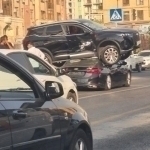Toshkentda Chery Malibu’ning ustiga chiqib ketdi (video)