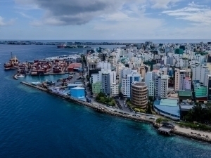 Мальдивда қийин аҳволда қолган ўзбекистонлик ортга қайтарилди