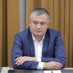 “Тошшаҳартрансхизмат”нинг 7,5 йилга қамалган собиқ раҳбари озодликка чиқарилди