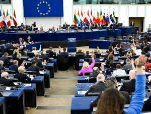 Европарламент Арманистон билан яқинлашиш бўйича резолюция қабул қилди