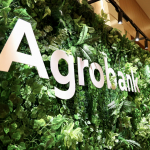 “Agrobank”dan “100 kitob to‘plami”