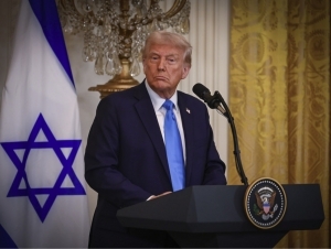 Tramp Isroil parlamentida nutq so‘zlaydi 