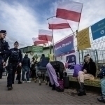 Польша украиналик қочқинлар учун шартларни кучайтирмоқда 