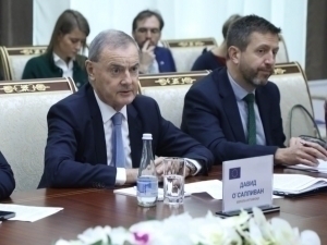 The EU's special representative on sanctions arrives in Tashkent