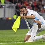 Isroillik futbolchi o‘q otishga o‘xshash ishora qilgani uchun maydondan chetlatildi