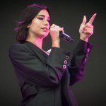 Xonanda Dua Lipa sudga berildi