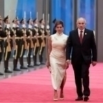 Nikol Pashinyan xotini bilan ajrashdi
