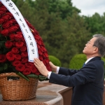 Koreya Respublikasi Prezidenti Mustaqillik va ezgulik monumentiga gul qo‘ydi