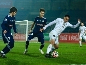 Porno onalar korish Qizlar kaltaklangan porno video