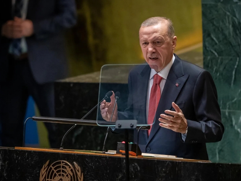 Эрдўған Исроилни қоралаётганида унинг микрофони ўчирилди (видео)