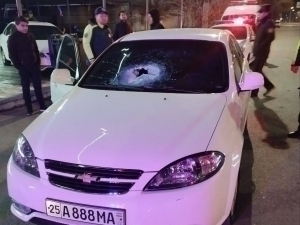 Gentra driver in Tashkent tries to run over citizens after a dispute