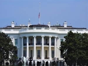 Oq uyda o‘zgarish: Tramp yana bir vazirni haydab yubordi 