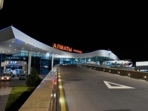 “Sumkamda bomba bor”. Qozog‘istonda xodimlarni aldagan o‘zbekistonlik jazolandi 