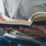 Juma kunlari ishlash o‘rniga kitob o‘qish taklif qilindi. Qozog‘istonda!