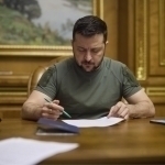 Zelenskiy Ukrainaning uchuvchisiz tizimlar qo‘shinlarini yaratish to‘g‘risidagi farmonni imzoladi