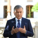 Мирзиёев Баҳоуддин Нақшбанд мақбарасини зиёрат қилди