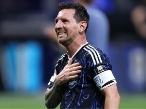 “Бу кулгили”. Месси FIFA ҳақидаги баҳсларга кескин жавоб қайтарди
