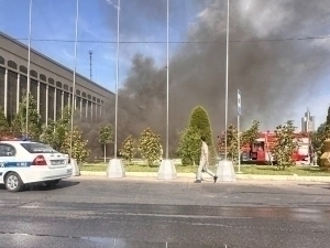 Fire breaks out near MIA building in Tashkent