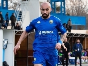 Ozarbayjonlik futbolchi pichoqlandi