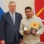 Санкт Петербург губернатори Хайрулло Ибодуллаевни мукофотлади (видео)