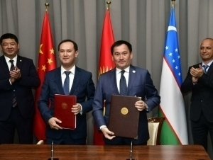 Japarov discusses financial contributions to the China-Uzbekistan-Kyrgyzstan railway