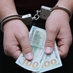 Buxoroda firibgarlik bilan pul undirgan o‘qituvchi ushlandi