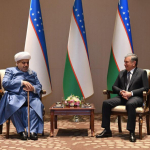 Shavkat Mirziyoyev Ollohshukur Poshshozoda bilan uchrashdi