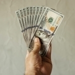 Dollar kursi keskin pasaydi