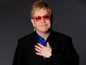 Elton Jon baxtsiz hodisaga uchradi