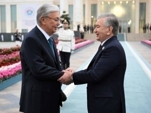 Тўқаев Мирзиёевга раҳмат айтди