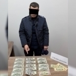 Toshkentda FVB xodimi 1500 dollar pora bilan qo‘lga tushdi (video)