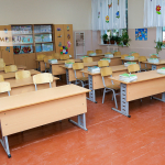 Maktablardagi eskirib qolgan o‘quv partalari ikki yil ichida to‘liq yangilanadi
