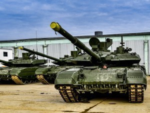 Britaniya Ukrainada yo‘q qilingan Rossiya tanklarini tekshirmoqda