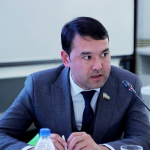 “Ўзавтомоторс” юзи қизармай, тез ёрдам учун ҳам автомобилларини отни калласидек нархда сотяпти – Депутат
