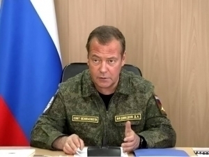 Медведев йил бошидан бери қанча чечен урушга юборилганини айтди