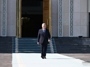 Mirziyoyev departs for Moscow