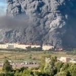 Ukraina Rossiyaning logistika markazlarini bombardimon qildi. Qurbonlar bor (video)