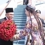The Prime Minister of Malaysia arrives in Uzbekistan