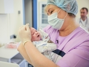 Энг кўп чақалоқ қайси вилоятда туғилаётгани айтилди