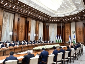 Шаҳарларнинг бош режаси йўқ, иш унмаяпти – Президент йиғилишидан