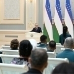 President meets with the participants of the Paralympics in Kuksaroy