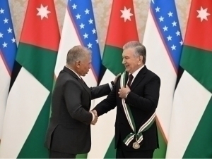 Mirziyoyev receives high state award from Abdullah II
