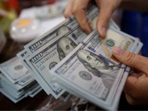 The Dollar “exploded” in Uzbekistan! The Central Bank seeks to justify itself