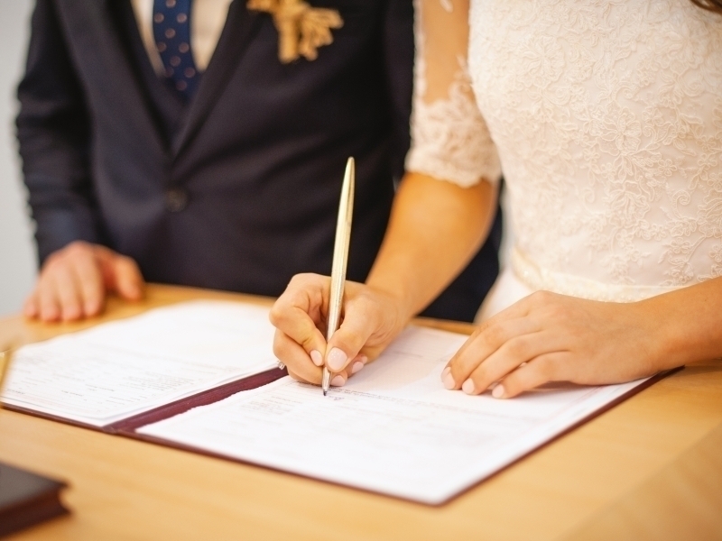 Early marriages in Uzbekistan surges sevenfold, love accounts for a quarter (video)