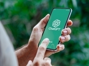 OpenAI ўсмирлар учун алоҳида ChatGPT версиясини ишга туширди