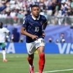 Mbappe Fransiya tarixidagi eng yaxshi to‘purarga aylandi