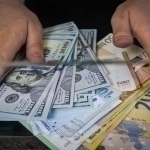 Dollar kursi uzoq tushishdan so‘ng ko‘tarildi