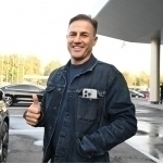 Fabio Cannavaro gets acquainted with the National Football Center