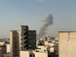 Эрон Исроил “даҳшатли зарба” тайёрламоқда