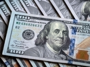 Dollar exchange rate drops again